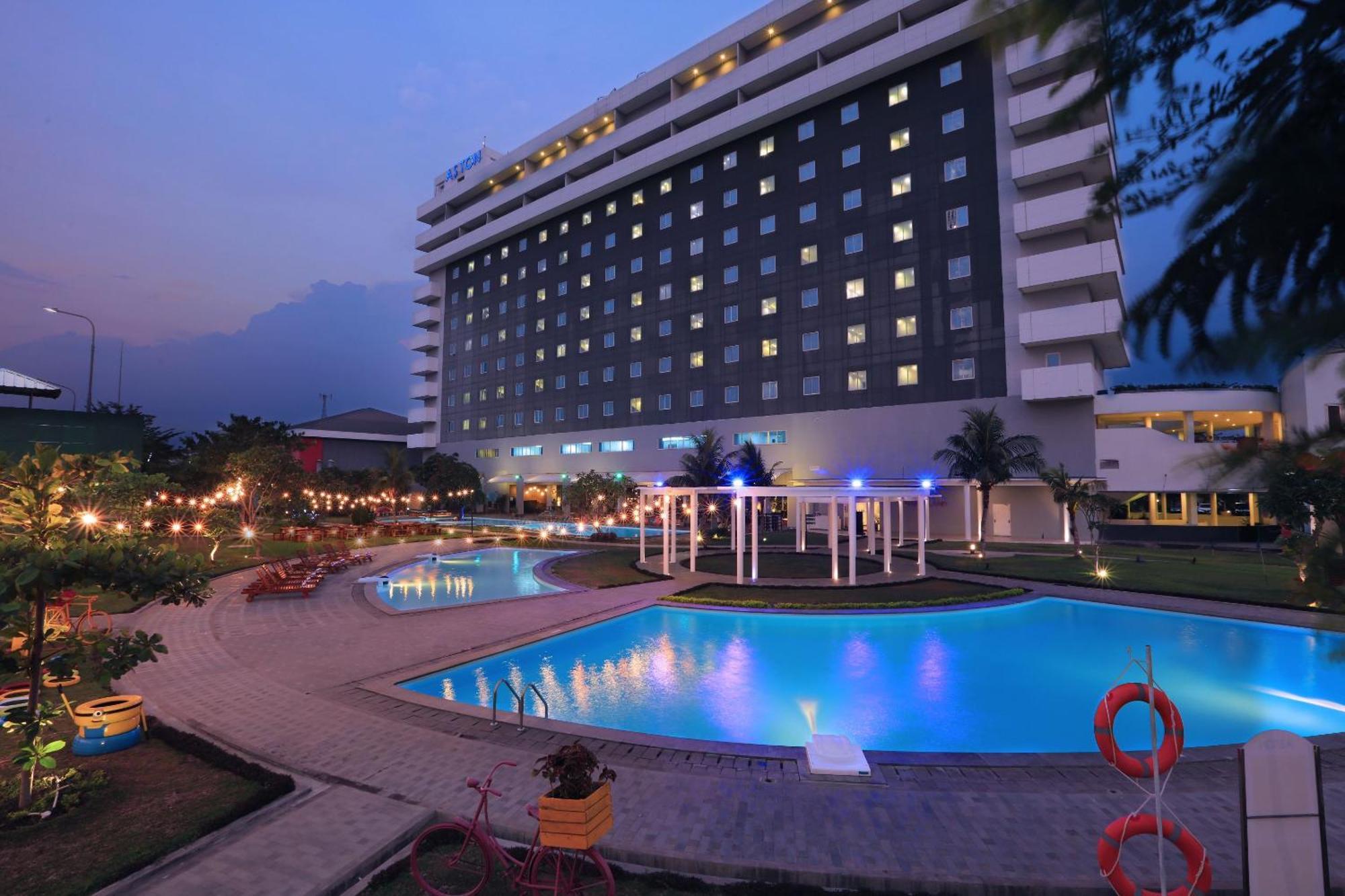 Aston Cirebon Hotel And Convention Center Dış mekan fotoğraf